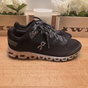 On CloudFlow Womens Rock/Rose Athletic Road Running Sneakers Shoes Size 6.5 US